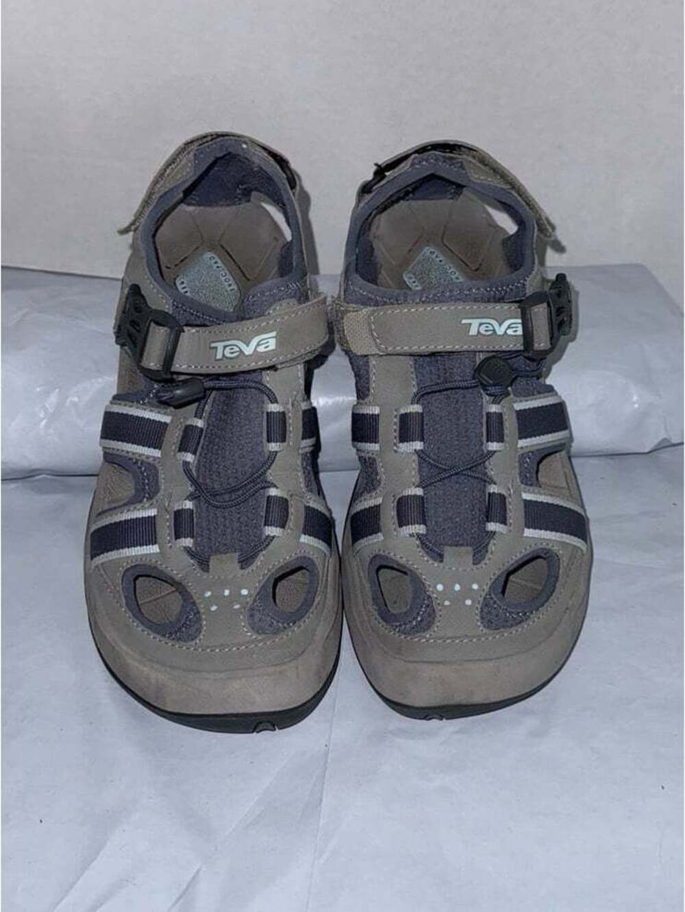 Teva Omnium Slate Gray Sandals Adjustable Velcro Outdoor Shoe Women’s Size 8